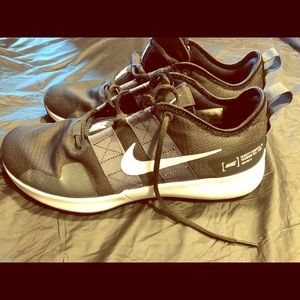 Nike Varsity Compete TR2